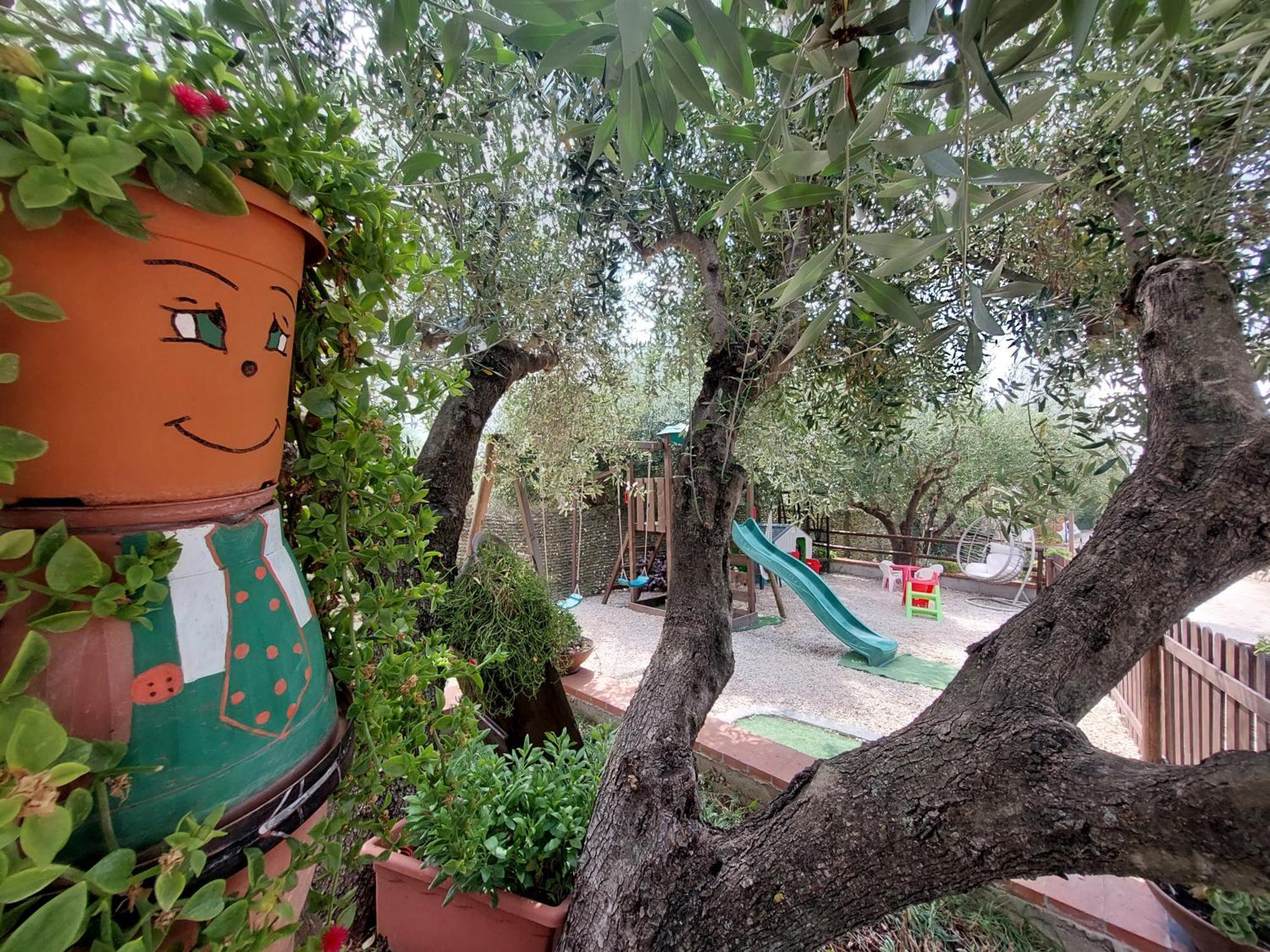 Parco Esmeralda - Family Residence E Breakfast マリーナ・ディ・カメロータ エクステリア 写真