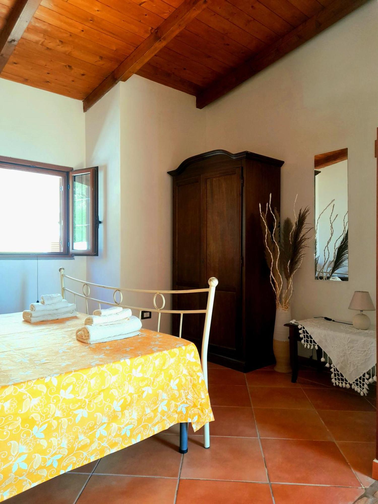 Parco Esmeralda - Family Residence E Breakfast マリーナ・ディ・カメロータ 部屋 写真